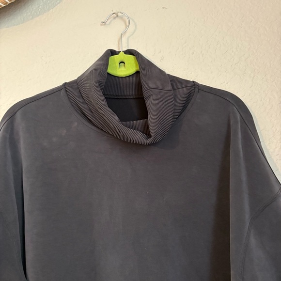 Lululemon Softstreme Turtleneck Pullover in Black - Picture 9 of 16
